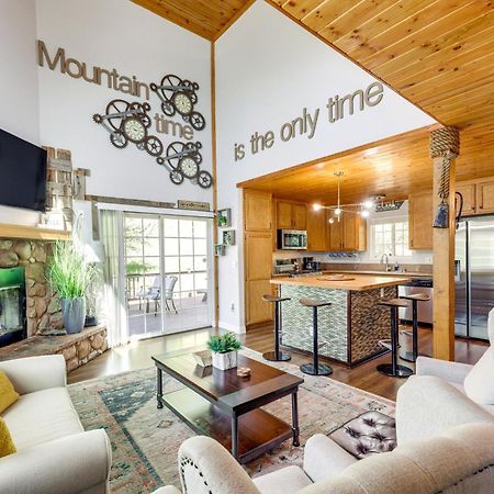 Remodeled Crestline Retreat Walk To Lake Gregory! 외부 사진