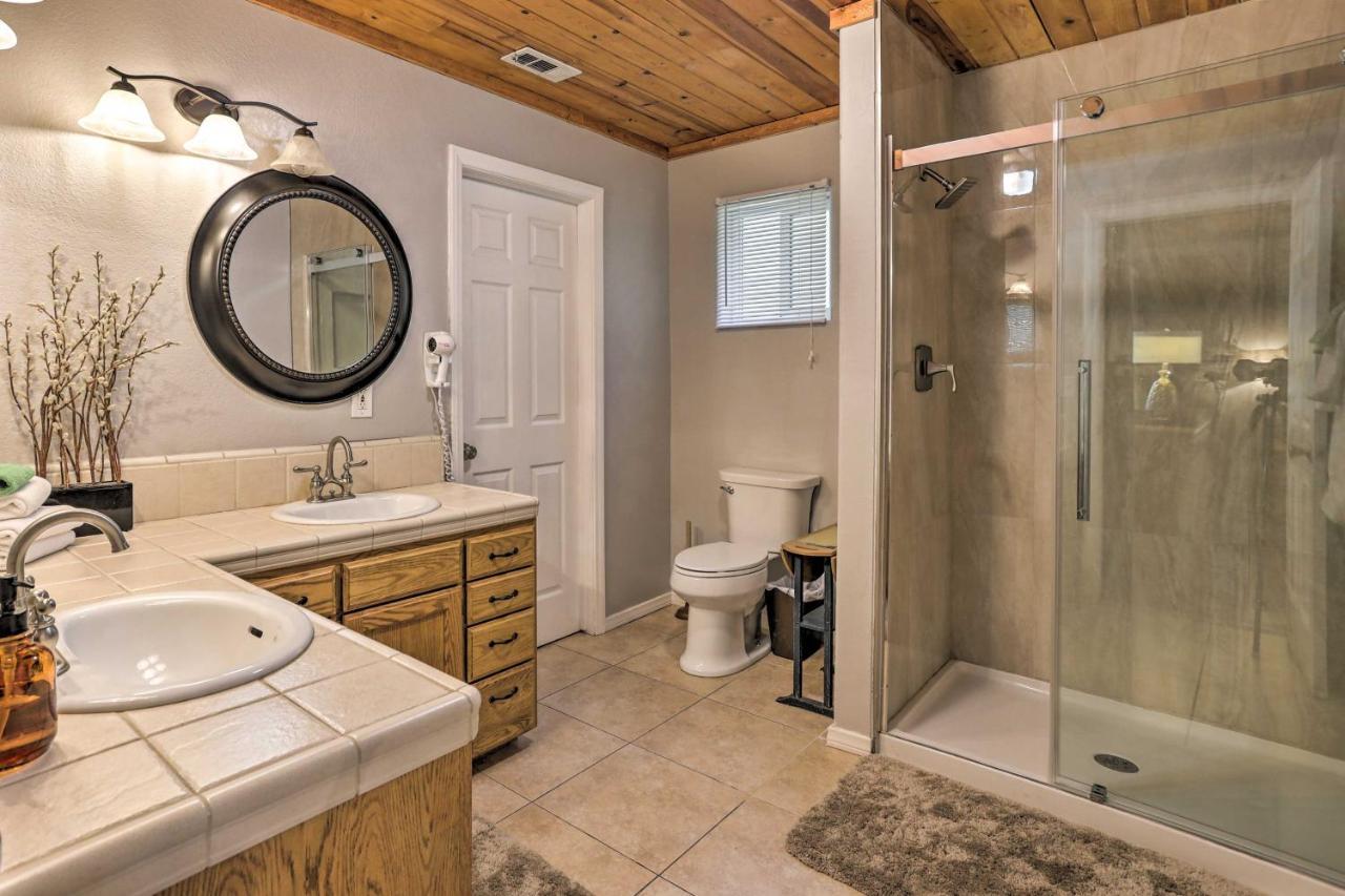 Remodeled Crestline Retreat Walk To Lake Gregory! 외부 사진