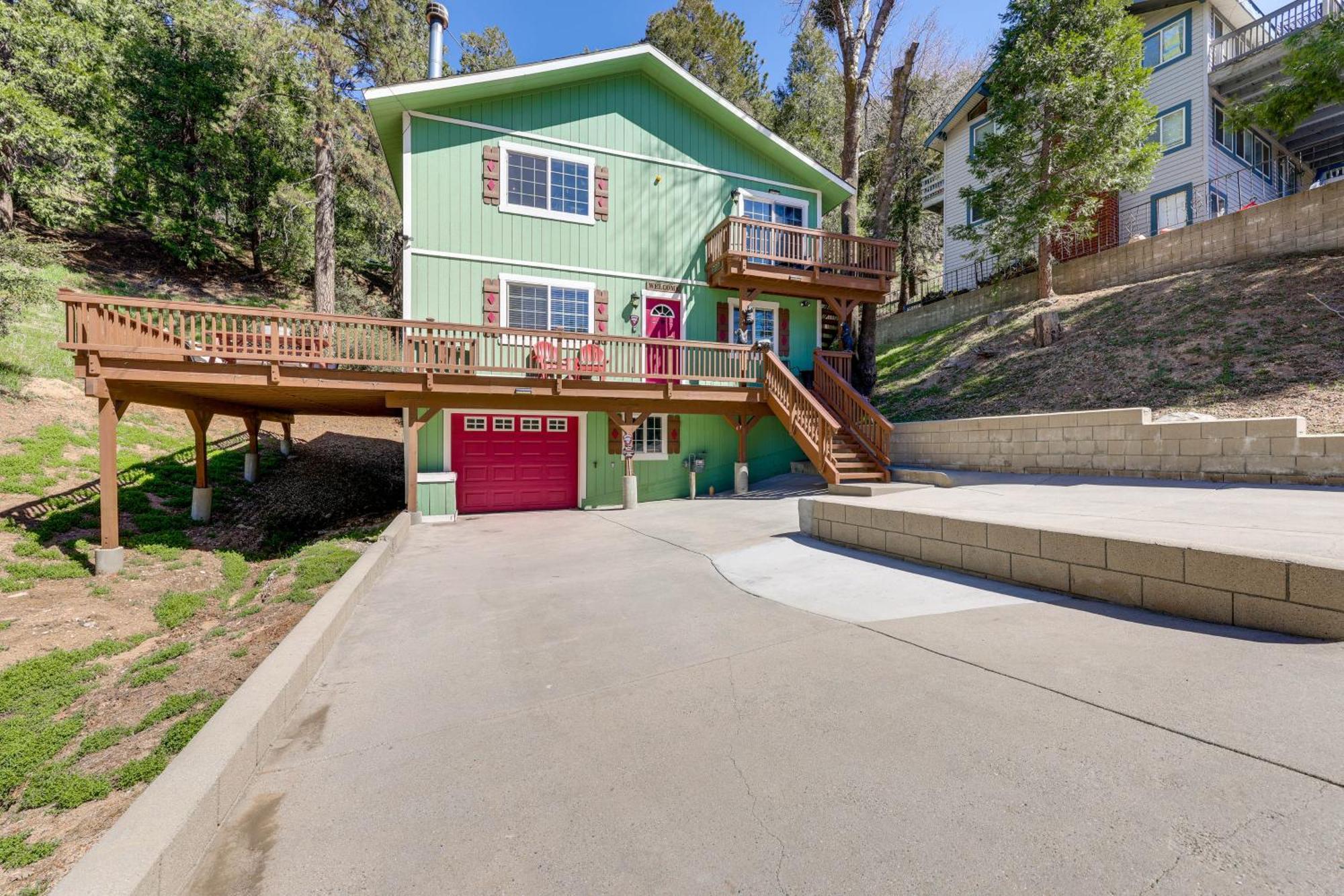 Remodeled Crestline Retreat Walk To Lake Gregory! 외부 사진