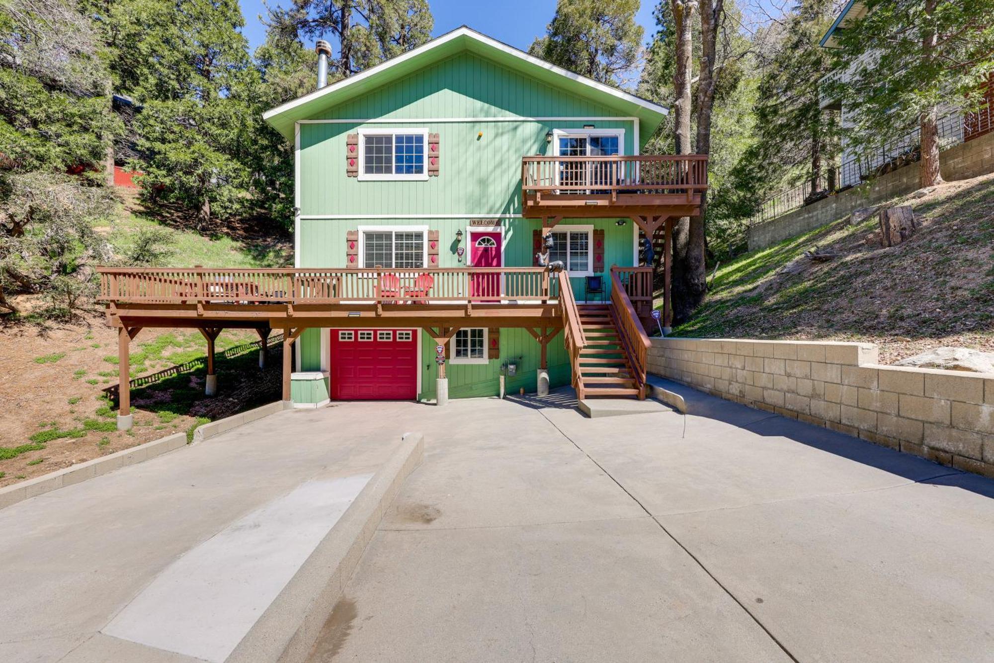 Remodeled Crestline Retreat Walk To Lake Gregory! 외부 사진
